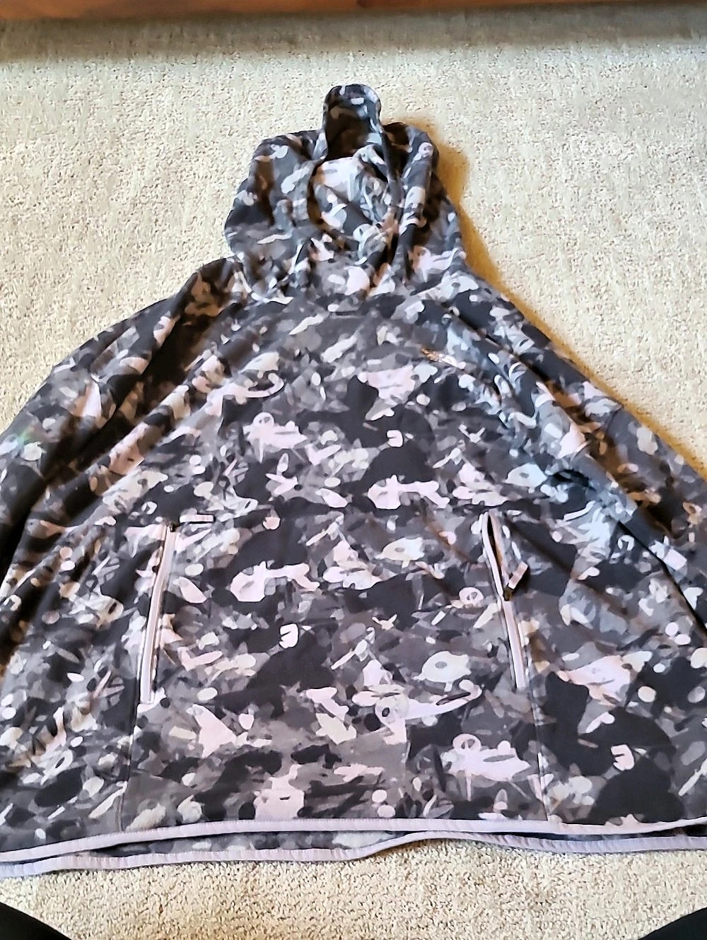 The North Face Women's Gray Camo Hooded Thin Fleece Size 3X